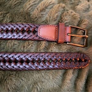 Men’s/women’s Wolven belt brand new